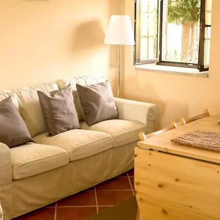House With 3 Bedrooms In Peraboa With Wonderful Mountain View Shared Pool Furnished Garden *